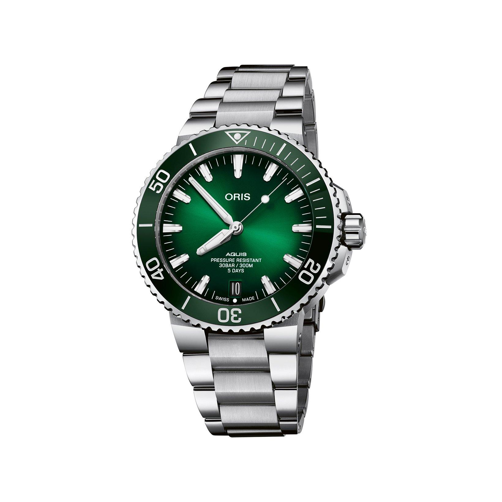 Oris Aquis Caliber 400 Automatic 43.5 mm Stainless Steel Watch  Green Dial  Stainless Steel Bracelet