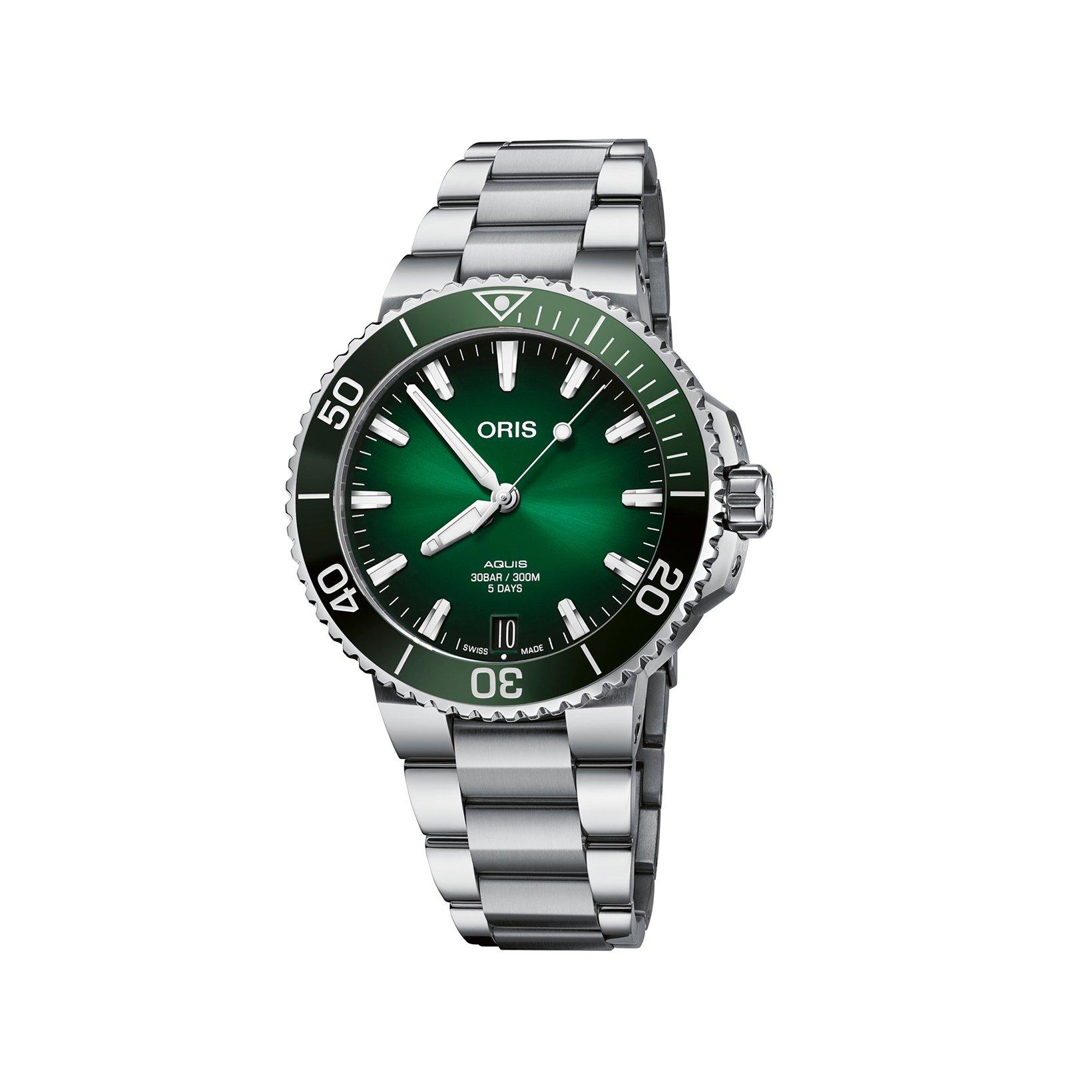 Oris Aquis Caliber 400 Automatic 41.5 mm Stainless Steel Watch  Green Dial  Stainless Steel Bracelet