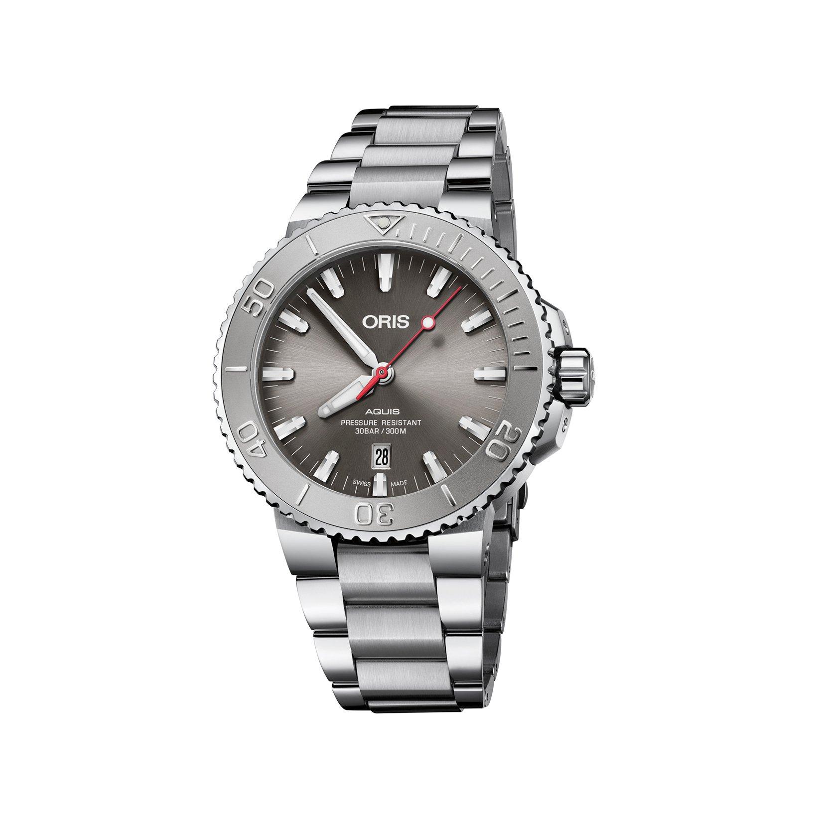 Oris Aquis  Automatic 43.5 mm Stainless Steel Watch  Grey Dial  Stainless Steel Bracelet