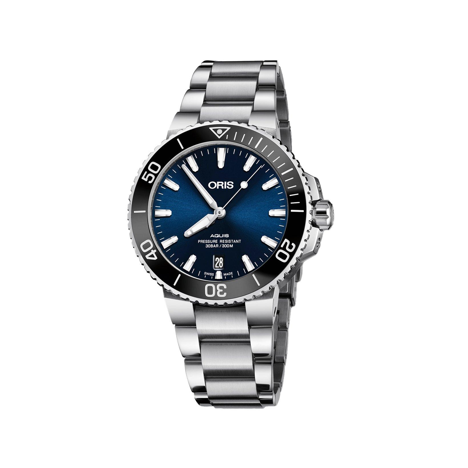 Oris Aquis  Automatic 39.5 mm Stainless Steel Watch  Blue Dial  Stainless Steel Bracelet