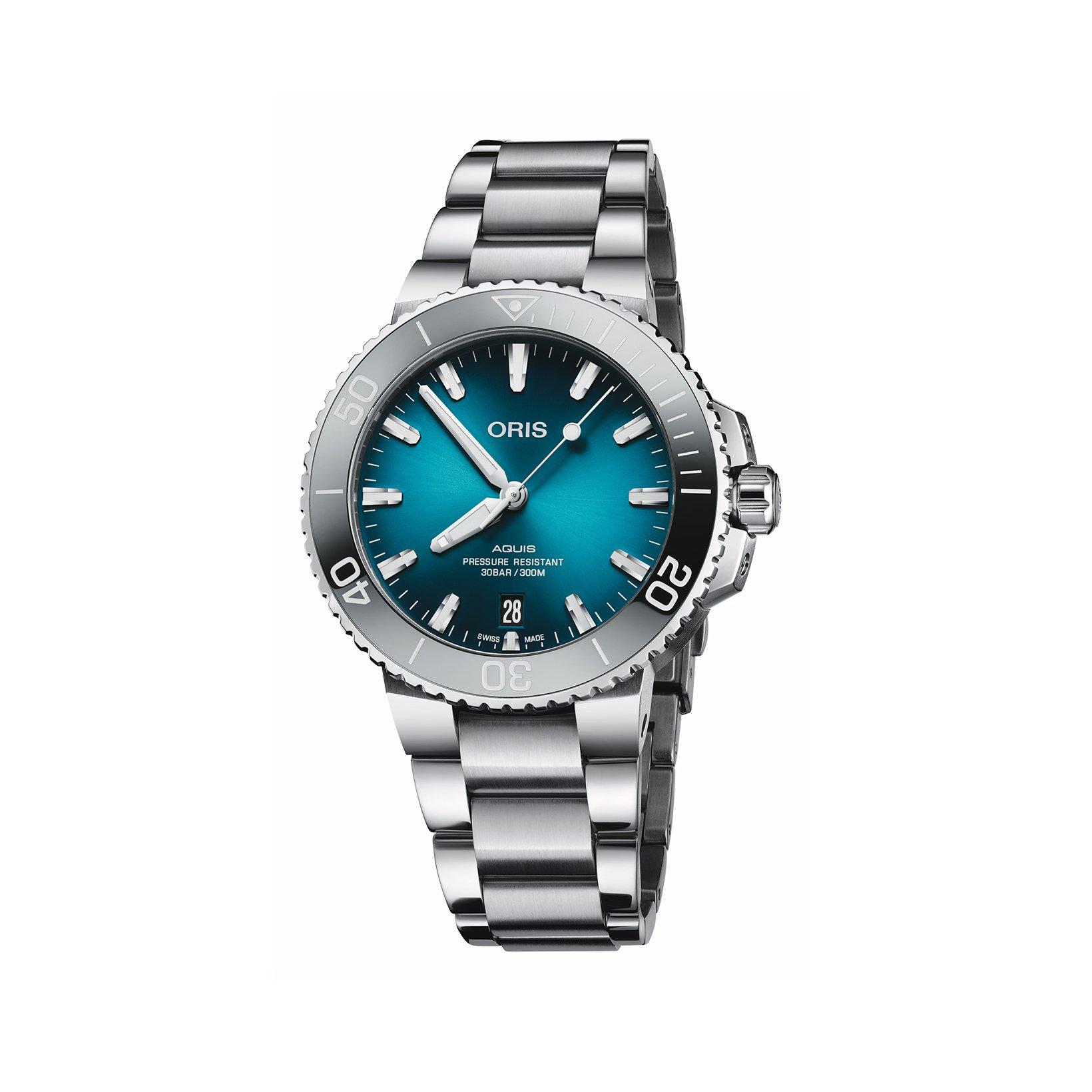 Oris Aquis  Automatic 39.5 mm Stainless Steel Watch  Blue Dial  Stainless Steel Bracelet