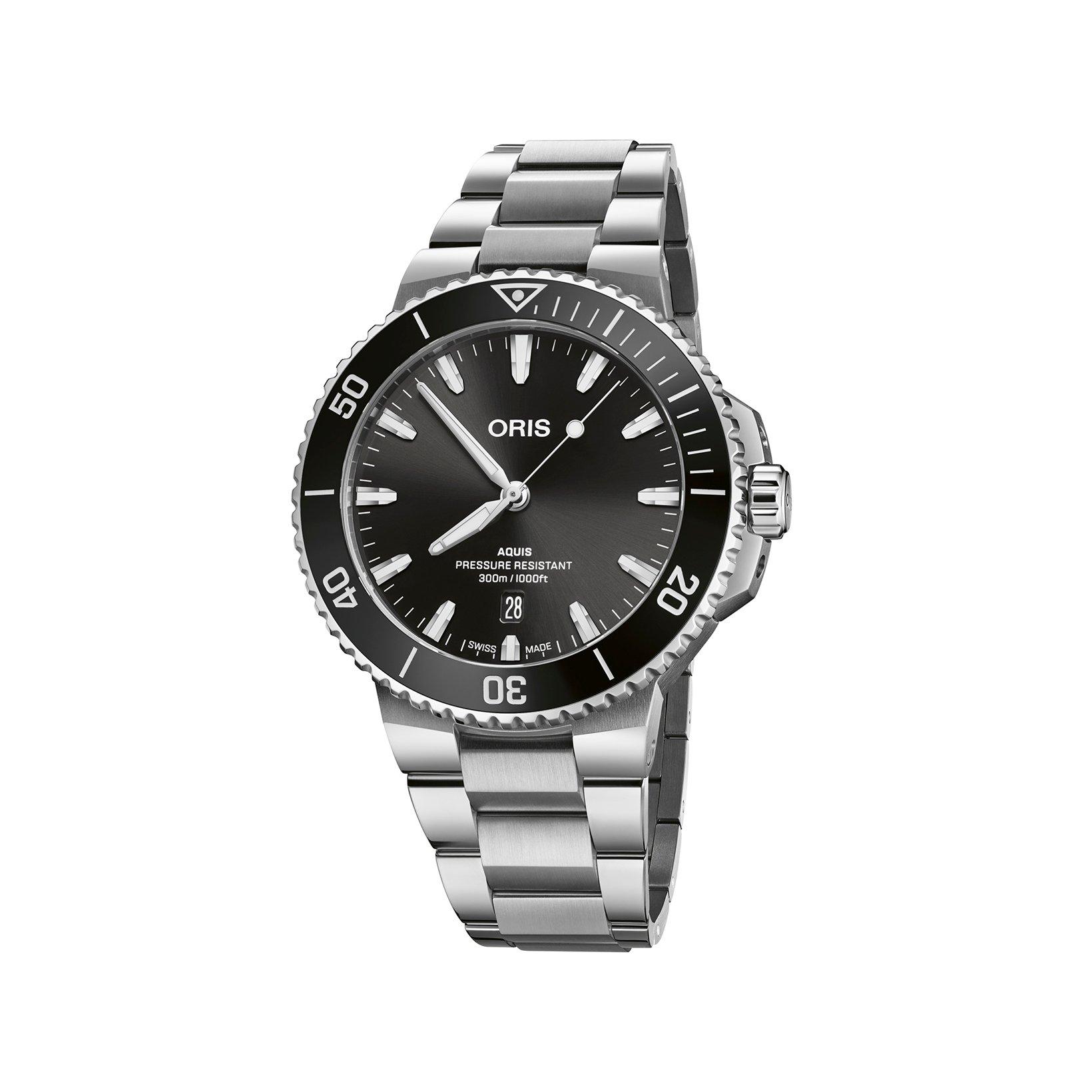 Oris Aquis  Automatic 43.5 mm Stainless Steel Watch  Black Dial  Stainless Steel Bracelet