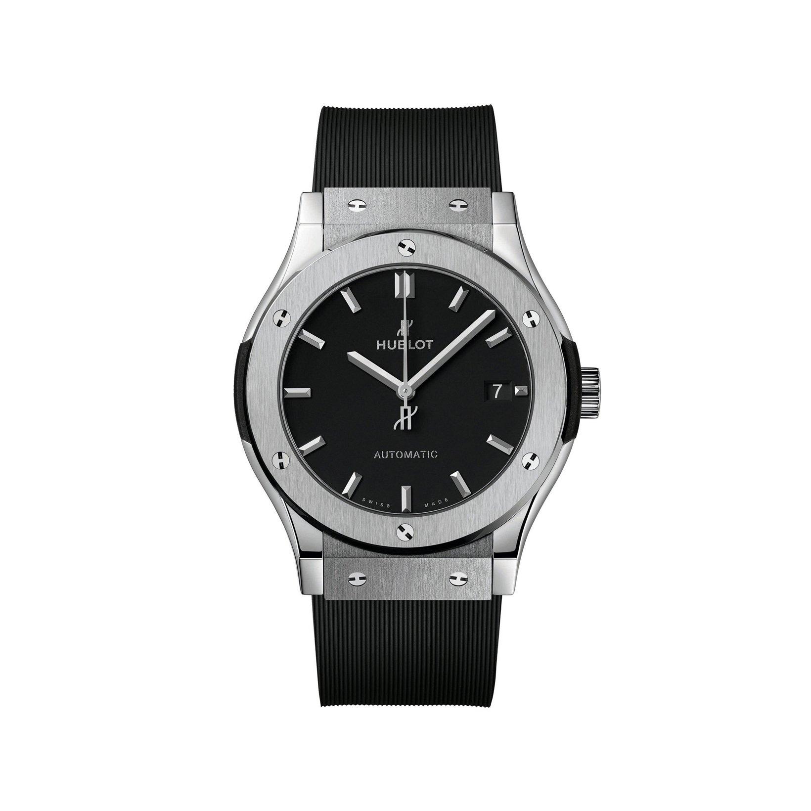 Hublot Classic Fusion Titanium Automatic 42 mm Titanium Watch  Black Dial   Rubber Strap