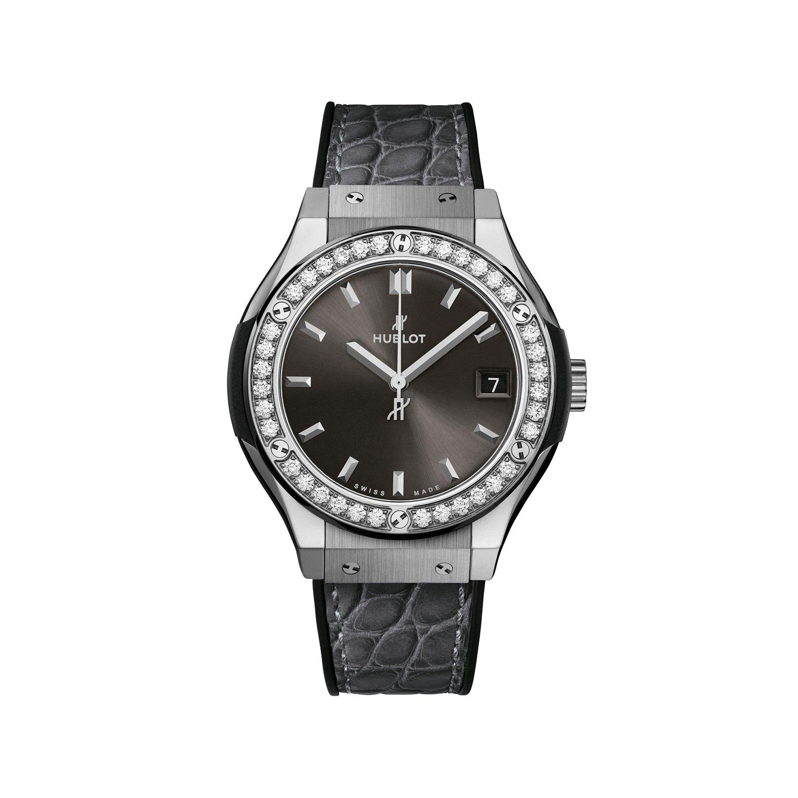 Hublot Classic Fusion Racing Grey Quartz 33 mm Titanium And Diamond Watch  Grey Dial   Leather Strap