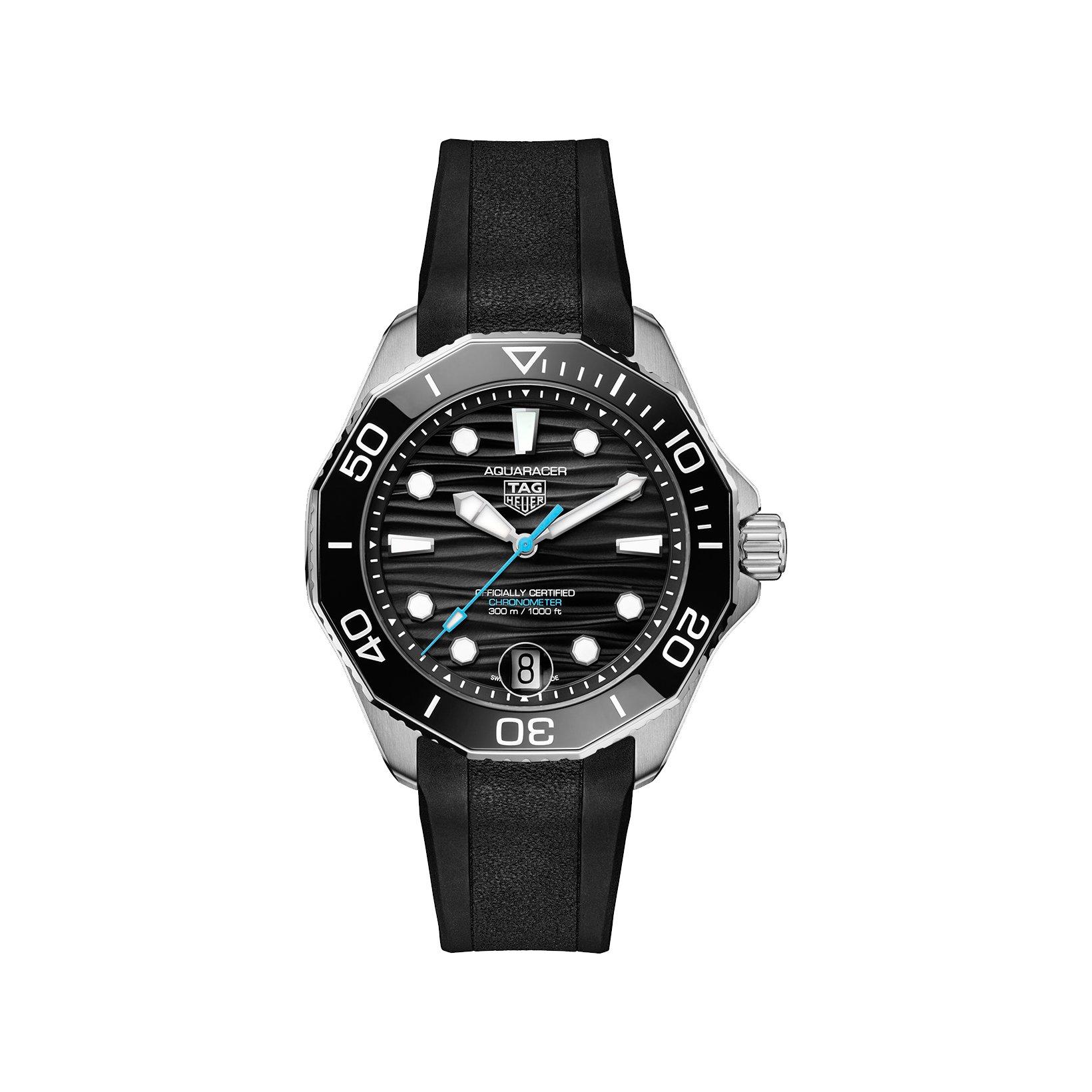 Tag-Heuer Aquaracer Professional 300 Automatic 42 mm Stainless Steel Watch  Black Dial   Rubber Strap